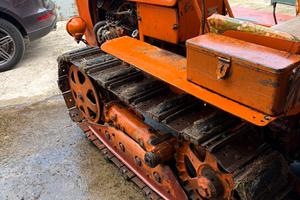 Trattore Fiat cingolato