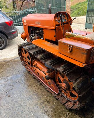 Trattore Fiat cingolato
