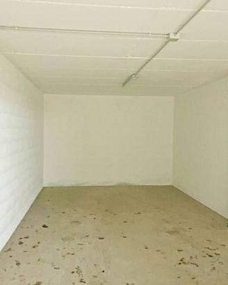 Box / Garage di 36 m² a Busto Arsizio