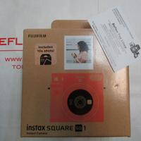 Fujifilm instax SQUARE SQ1