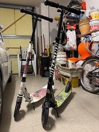 Coppia di monopattini