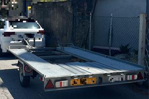 Noleggio Rimorchio auto