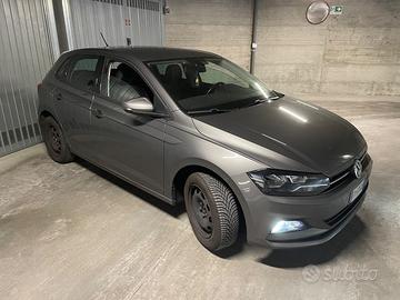 Volkswagen Polo, anno 2018, con 53.000 km, benzina