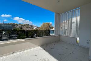 Terrazzo di 30 mq - mare 300 m - centro - box