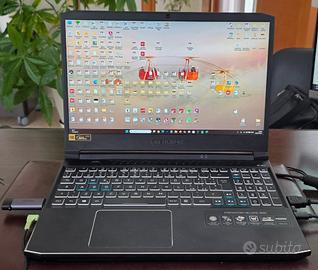 Acer Predator Helios 300 - i7 