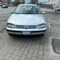 GOLF SERIE 4
