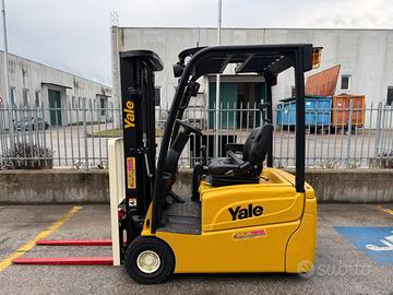 CARRELLO ELEVATORE YALE MODELLO ERP16VT