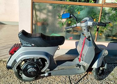 Piaggio Vespa 50 PK XL conservata