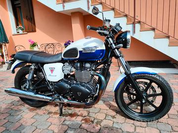 Triumph Bonneville - 2013