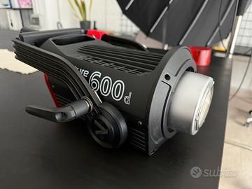 Aputure 600d faro led video cinema