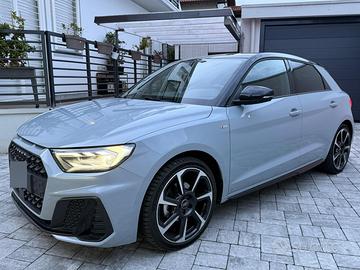 AUDI A1 S-LINE s-tronic 2024