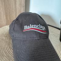 Cappello Balenciaga nero originale – 100€