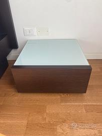 Due comodini venghè e vetro