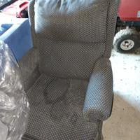 2 poltrone usate da coprire 