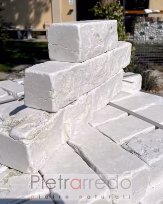 Bordure per aiuole in marmo bianco