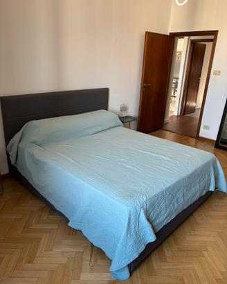 Letto matrimoniale 190x160 con doghe e metarasso