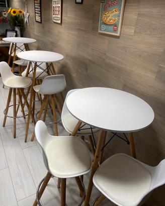 Sgabelli e tavoli da BAR