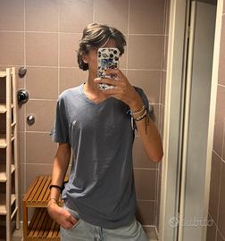 T shirt abercrombie azzurra taglia M
