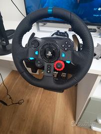 🔥 Logitech G29 + Pedaliera – Come Nuovo! PS5/PS4/
