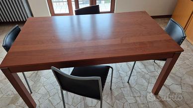 TAVOLO DA CUCINA ESTENDIBILE CON 4 SEDIE