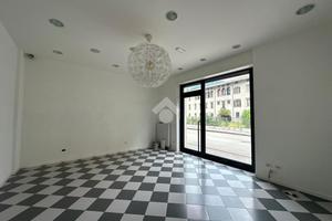 NEGOZIO A ROVERETO