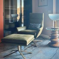 Poltrona e Pouf in Pelle - DESIGN in forte SCONTO