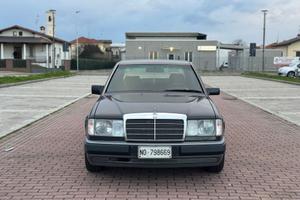 Mercedes-benz E 200 E200