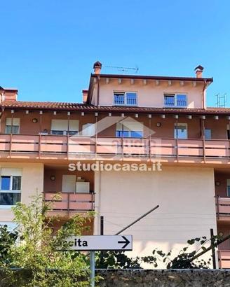 Appartamento di 105 m² con 4 locali e box auto dop