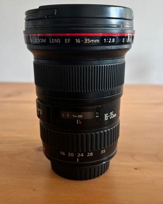Canon EF 16-35mm f/2.8L II USM