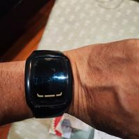 Orologio Swatch Touch digitale nero