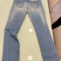 Jeans a sigaretta GUESS
