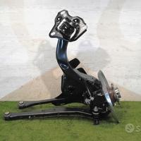 BMW F70 U06 Mozzo fusello posteriore destro| 13115
