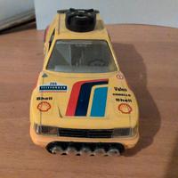 Peugeot 205 Turbo T16 Paris Dakar 1/25 Bburago