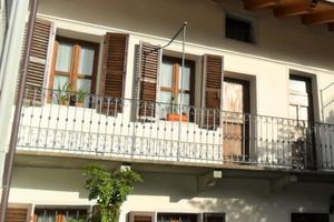 Fabbricato parzialmente ristrutturato