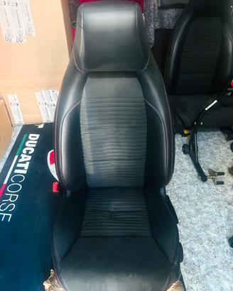 Interni mercedes A45 amg