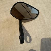 Specchietto dx Triumph