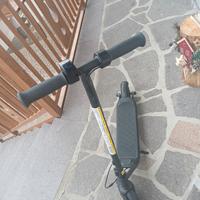 monopattino elettrico per bambini 