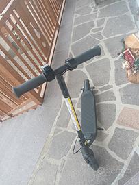 monopattino elettrico per bambini 