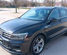 Volkswagen Tiguan 2.0 TDI DSG 4MOTION Advanced R-L