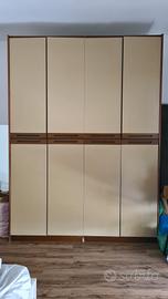 Armadio vintage a 4 ante