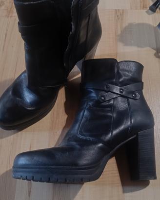 Stivaletti donna Licean 40