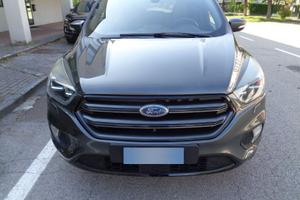 Ford Kuga st-line cambio automatico