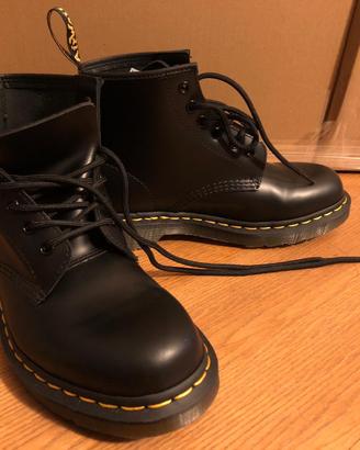 Stivaletti Dr. Martens nr. 39 - NUOVI