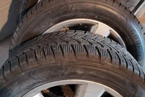 Cerchi nissan 17" e gomme invernali 215 60 17