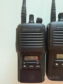 3 walkie-talkie PMR446 Vertex VX-146