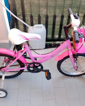 bicicletta per bambina da 4 a 6 anni.