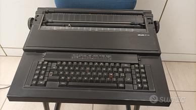 Macchina da scrivere elettronica Olivetti ET 111