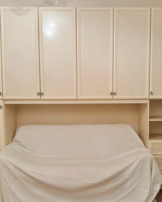 Camera a ponte e armadio coordinato