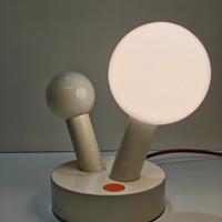 Lampada da tavolo Bibo design T. Whitehead 