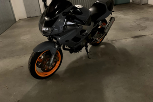 Honda VTR 1000 firestorm